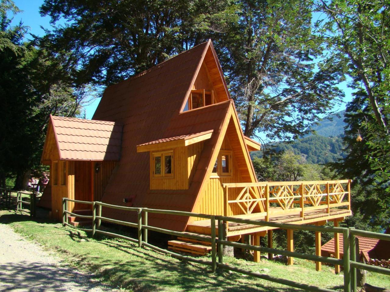 Lodge Elizalde *